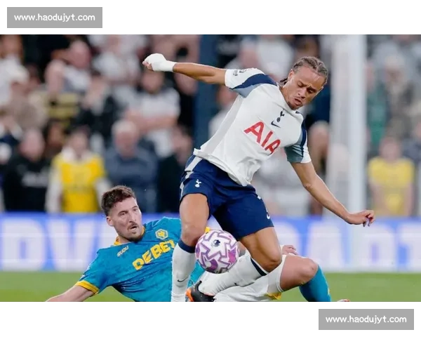 帕利尼亚空降热刺!铁腰盼首秀弑旧主 中场升级剑指拜仁