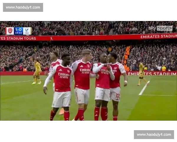 阿森纳 vs 水晶宫首发揭晓：拉亚亨德森领衔，埃泽战旧主