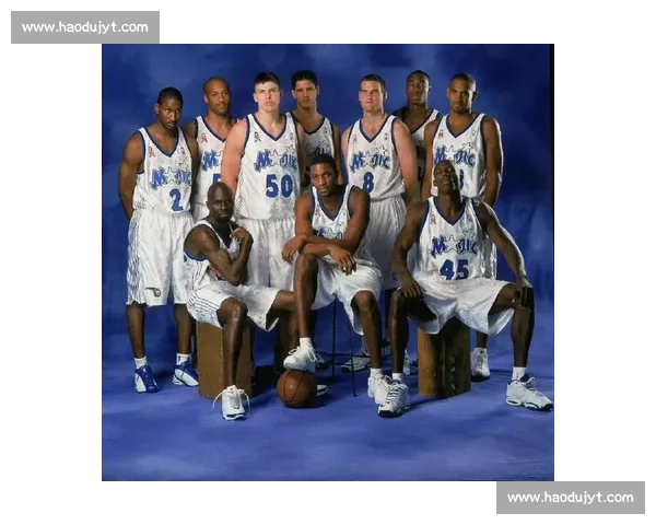 麦迪加盟青岛双星首战对阵北京精彩呈现球队新篇章